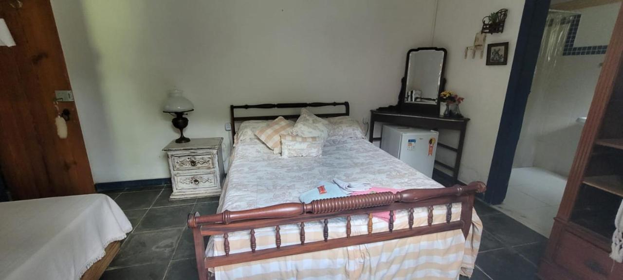 Pouso Donana Cama E Cafe Bed and Breakfast Itaipava Eksteriør billede